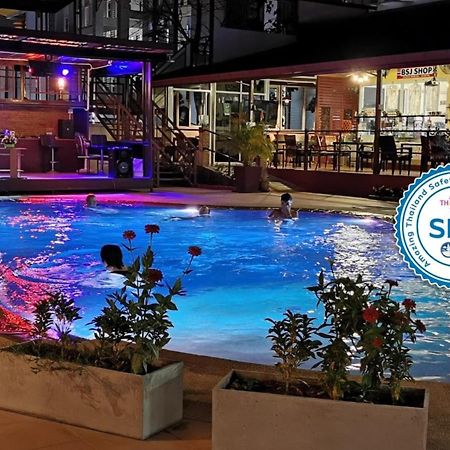 That Phanom Baan Sabaijai Resort מראה חיצוני תמונה
