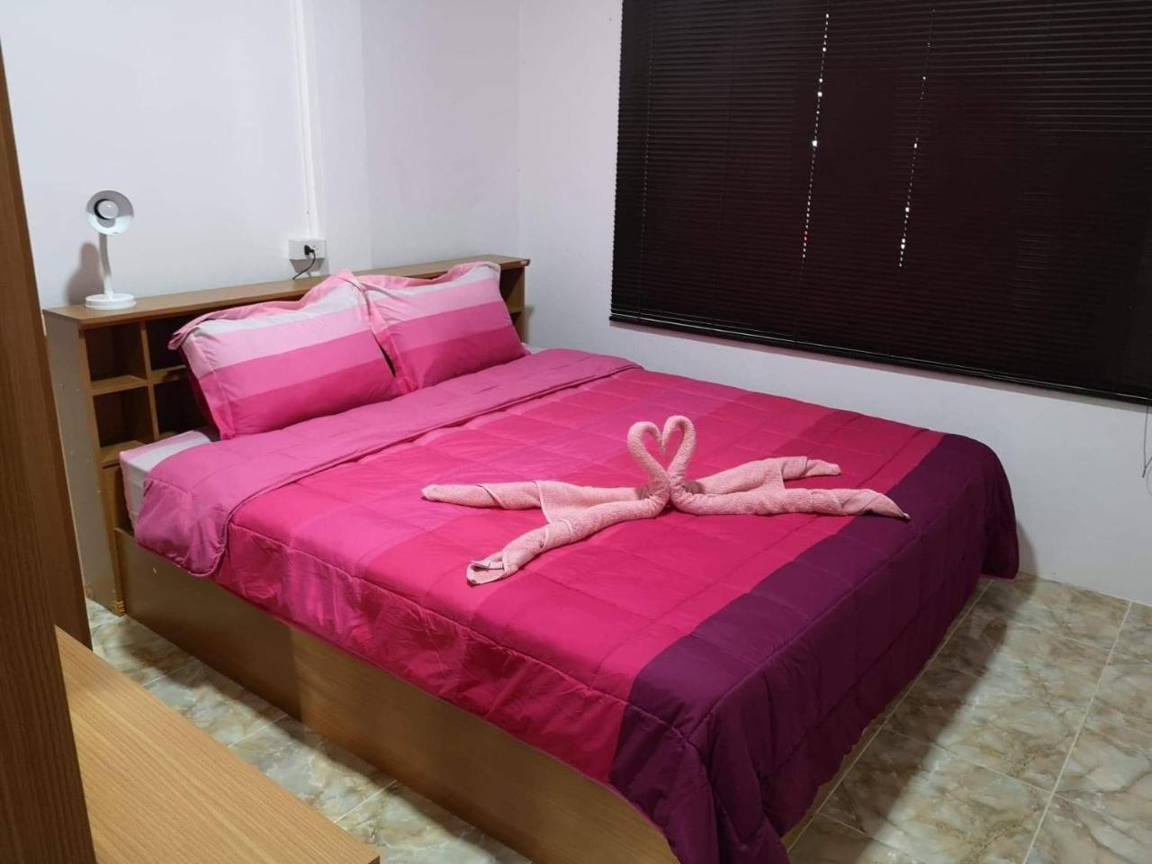 That Phanom Baan Sabaijai Resort מראה חיצוני תמונה