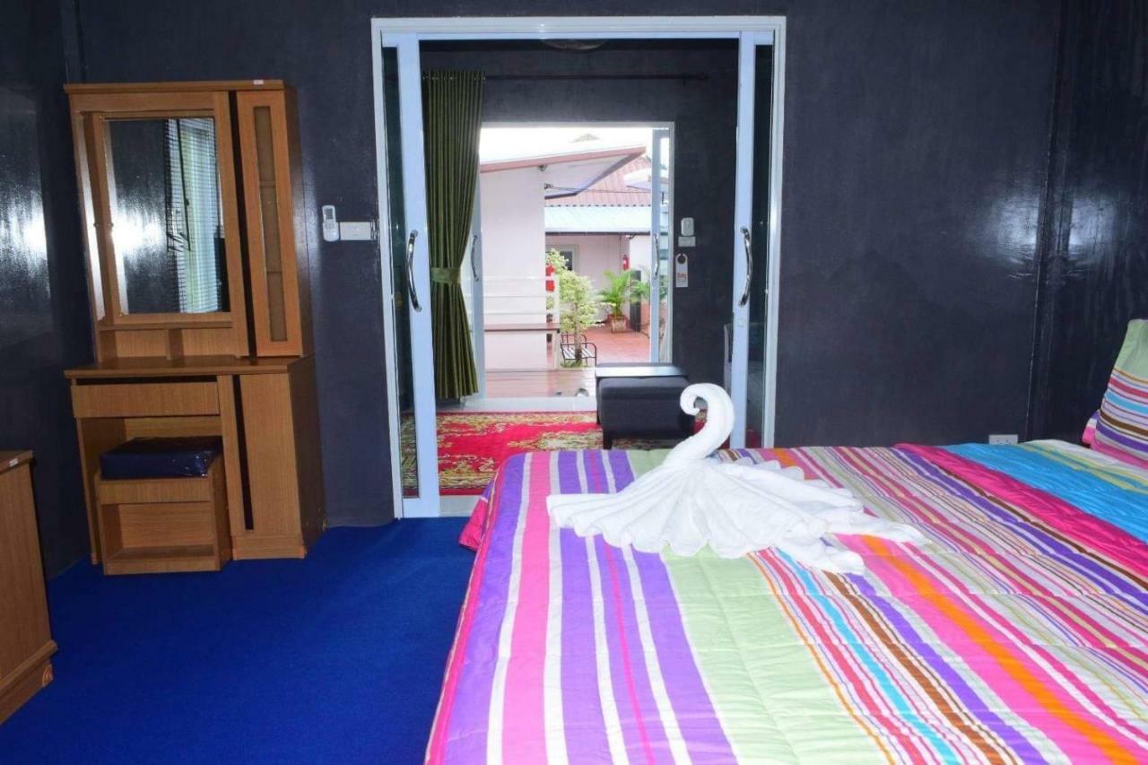 That Phanom Baan Sabaijai Resort מראה חיצוני תמונה